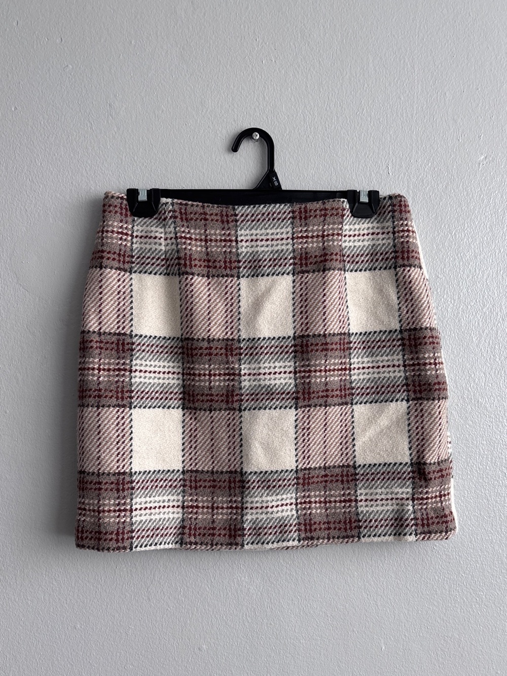 H&M Cream and Mauve Plaid Mini Skirt